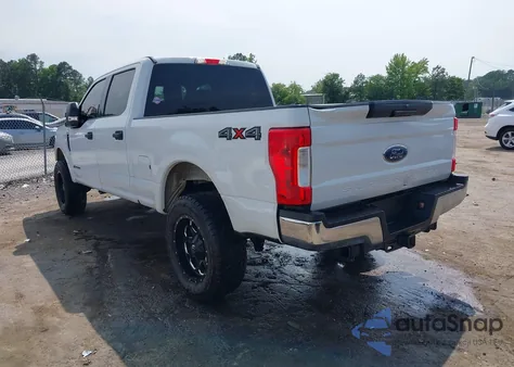 2018 Ford F-250 Xlt z USA, uszkodzony, nr VIN 1FT7W2BT2JEC44026